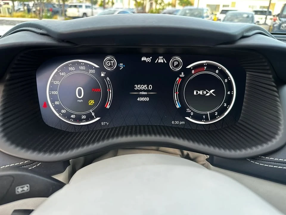 2021 Aston Martin DBX - Image 13 of 18