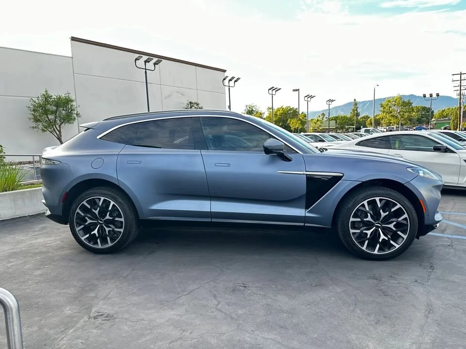 2021 Aston Martin DBX - Image 5 of 18