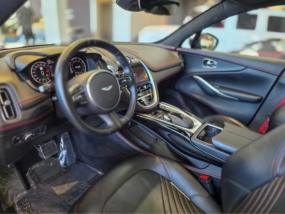 2021 Aston Martin DBX - Image 15 of 20