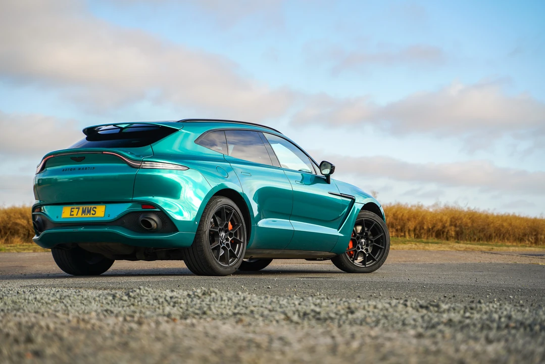 2021 Aston Martin DBX - Image 22 of 31