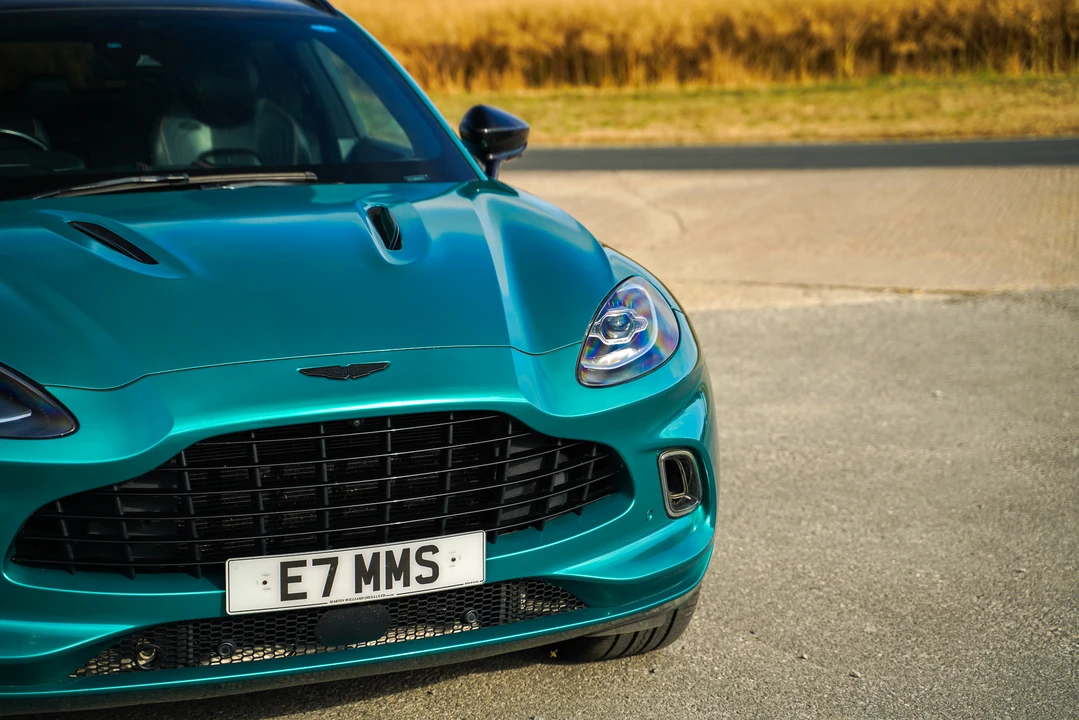 2021 Aston Martin DBX - Image 28 of 31