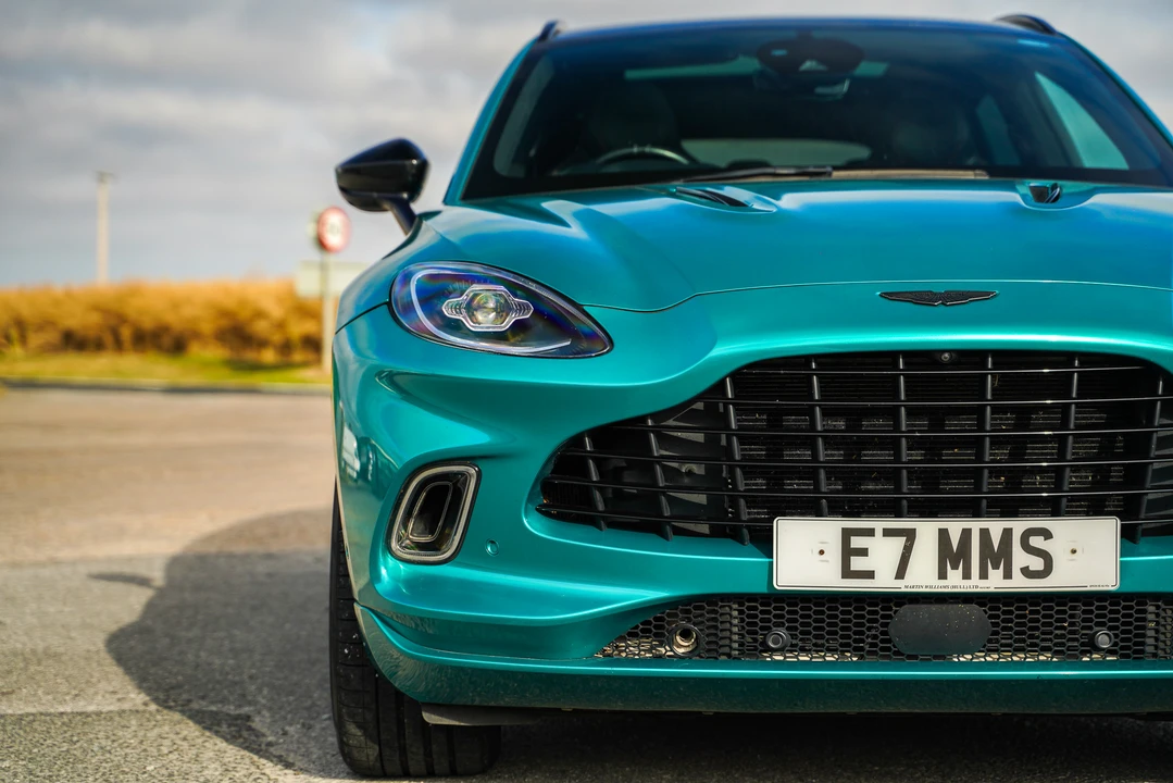 2021 Aston Martin DBX - Image 30 of 31