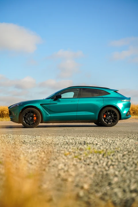 2021 Aston Martin DBX - Image 12 of 31
