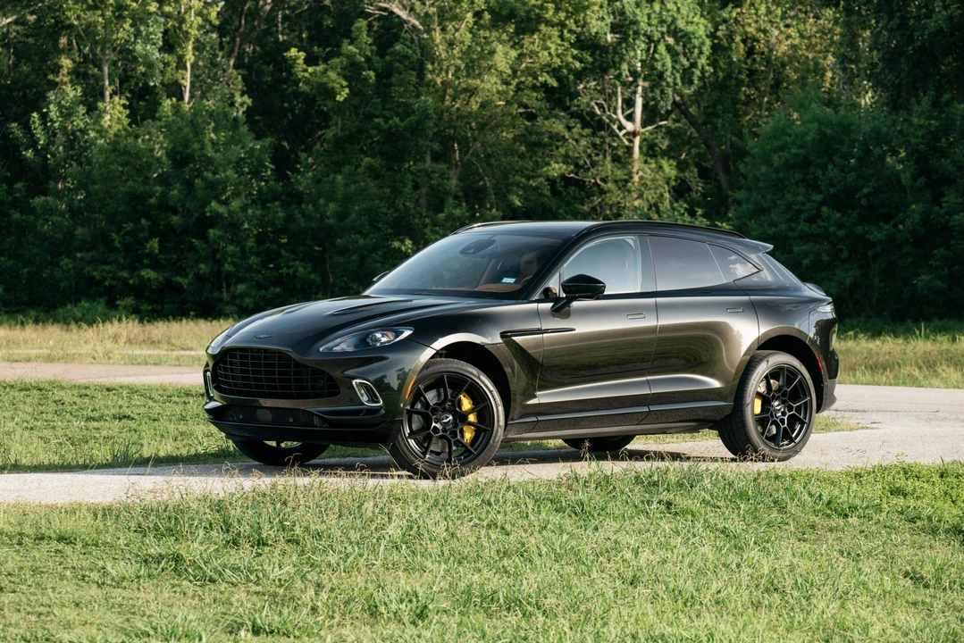 2021 Aston Martin DBX - Image 7 of 31