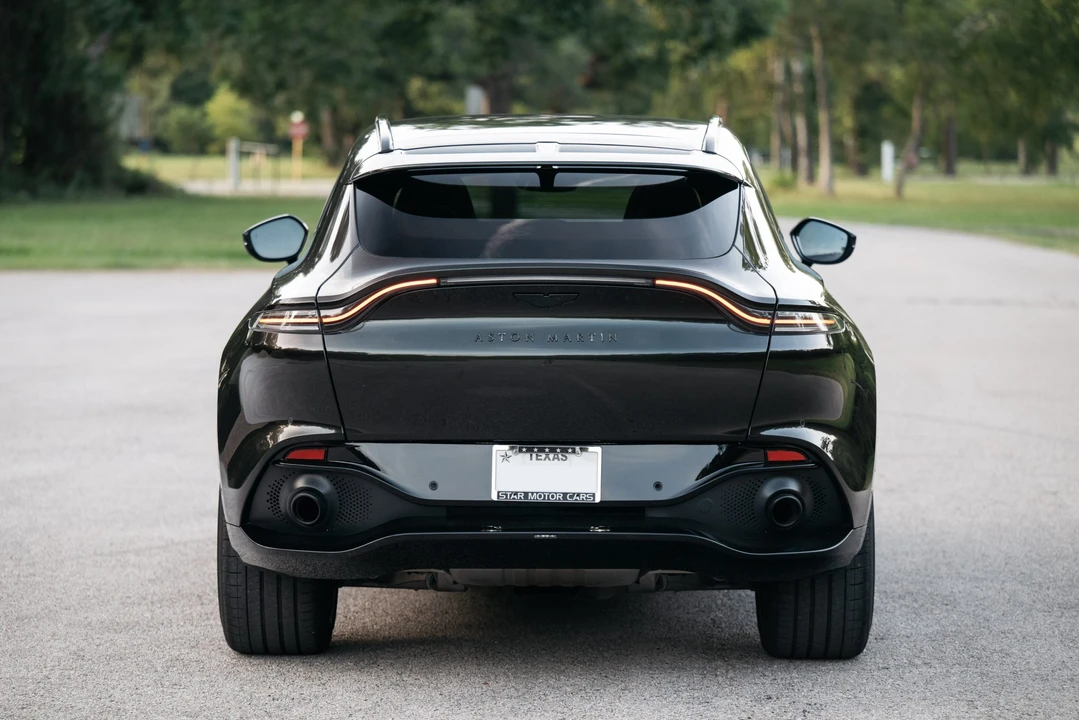 2021 Aston Martin DBX - Image 24 of 31