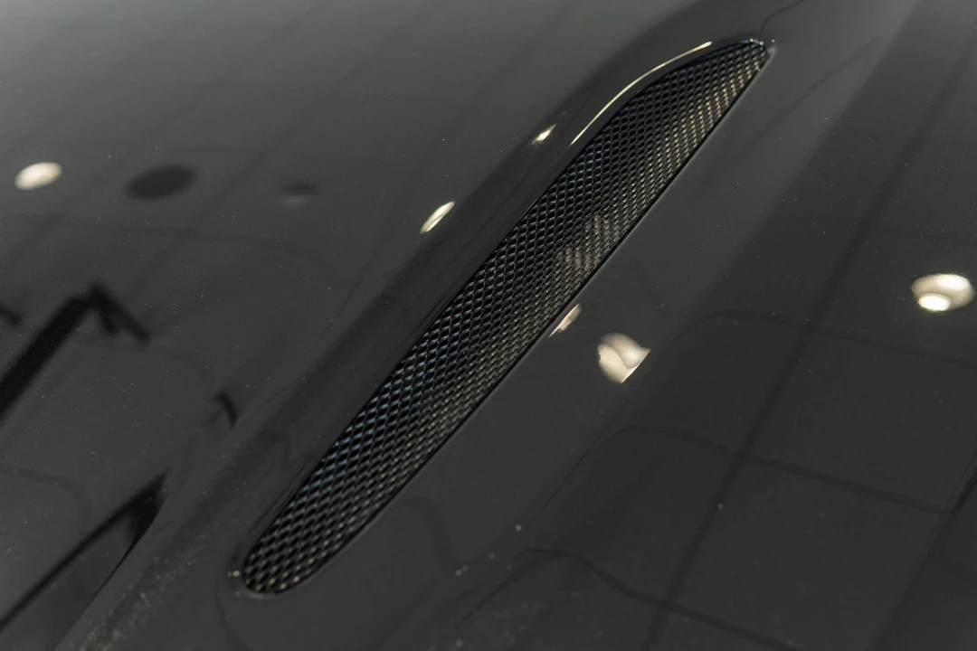 2021 Aston Martin DBX - Image 30 of 31