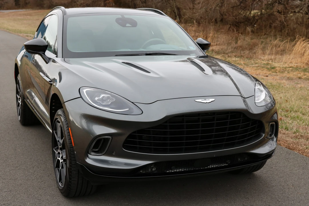 2021 Aston Martin DBX - Image 3 of 31