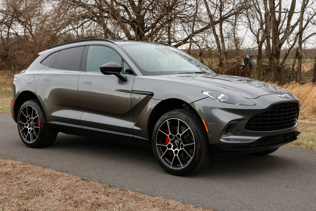 2021 Aston Martin DBX - Image 4 of 31