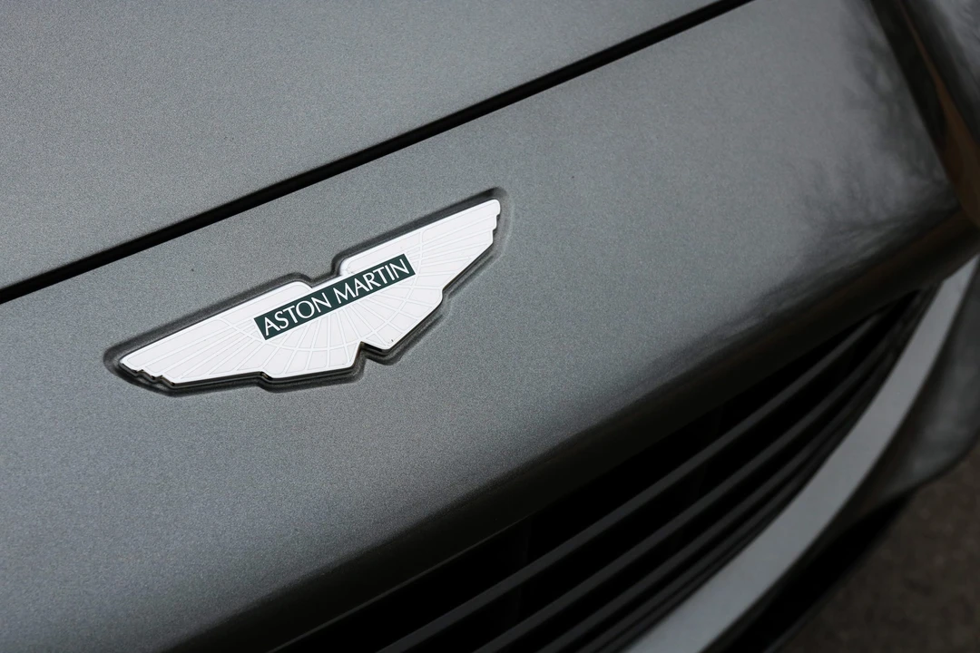 2021 Aston Martin DBX - Image 18 of 31