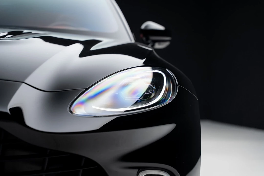 2021 Aston Martin DBX - Image 9 of 12