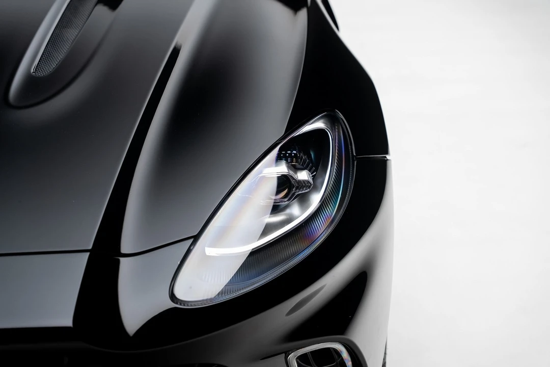 2021 Aston Martin DBX - Image 10 of 21