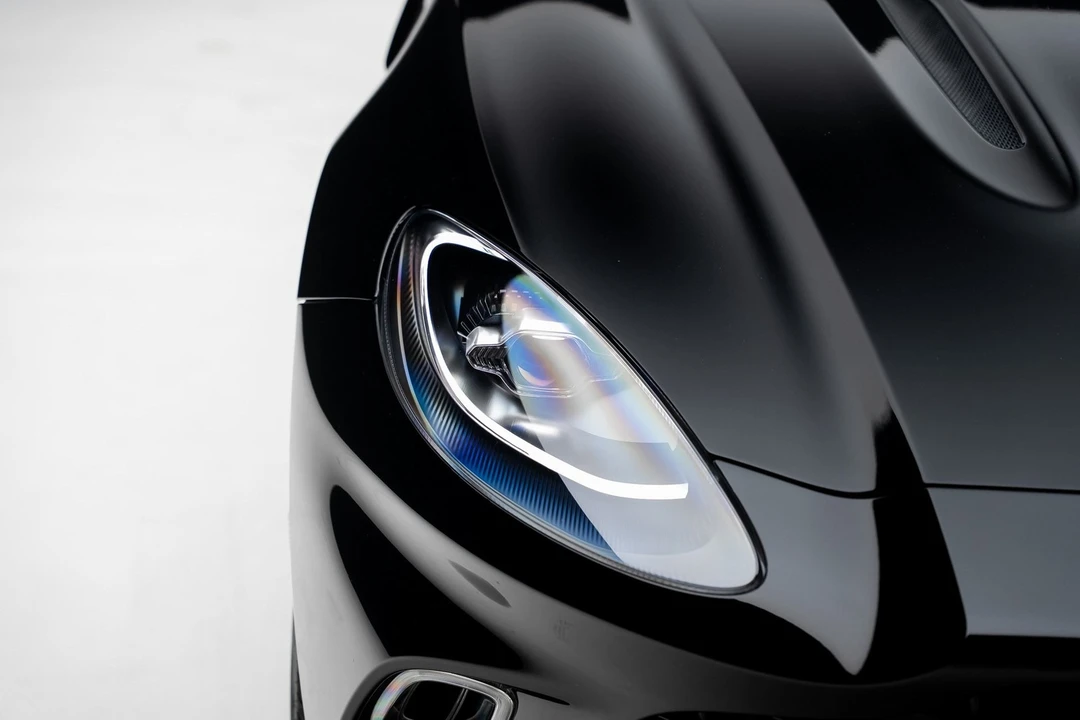 2021 Aston Martin DBX - Image 11 of 21