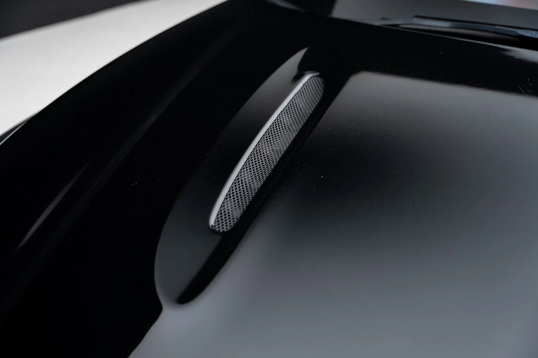2021 Aston Martin DBX - Image 13 of 21