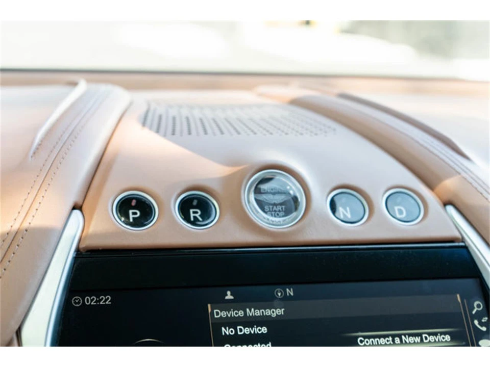 2021 Aston Martin DBX - Image 20 of 31