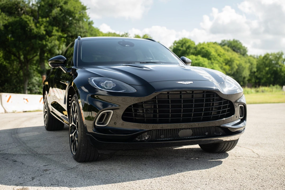 2021 Aston Martin DBX - Image 5 of 31