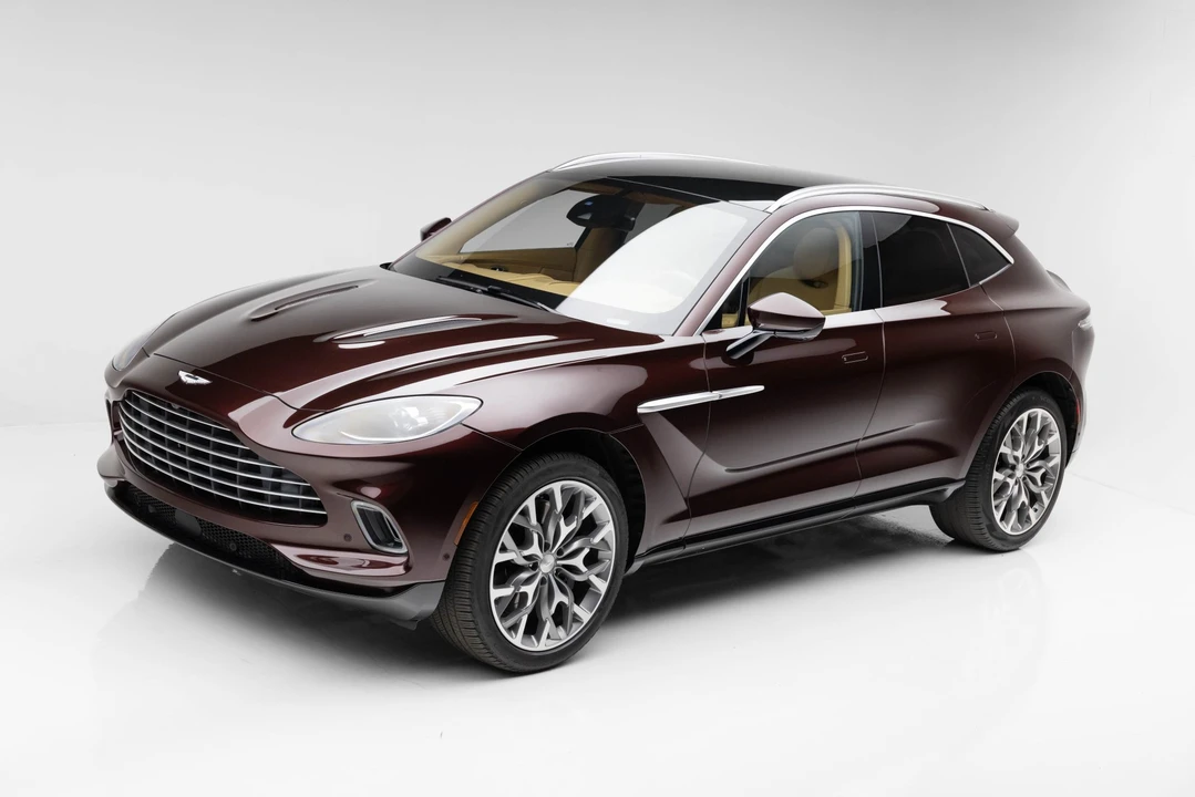 2021 Aston Martin DBX - Image 3 of 31