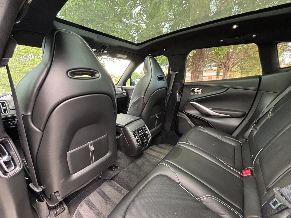 2021 Aston Martin DBX - Image 18 of 31