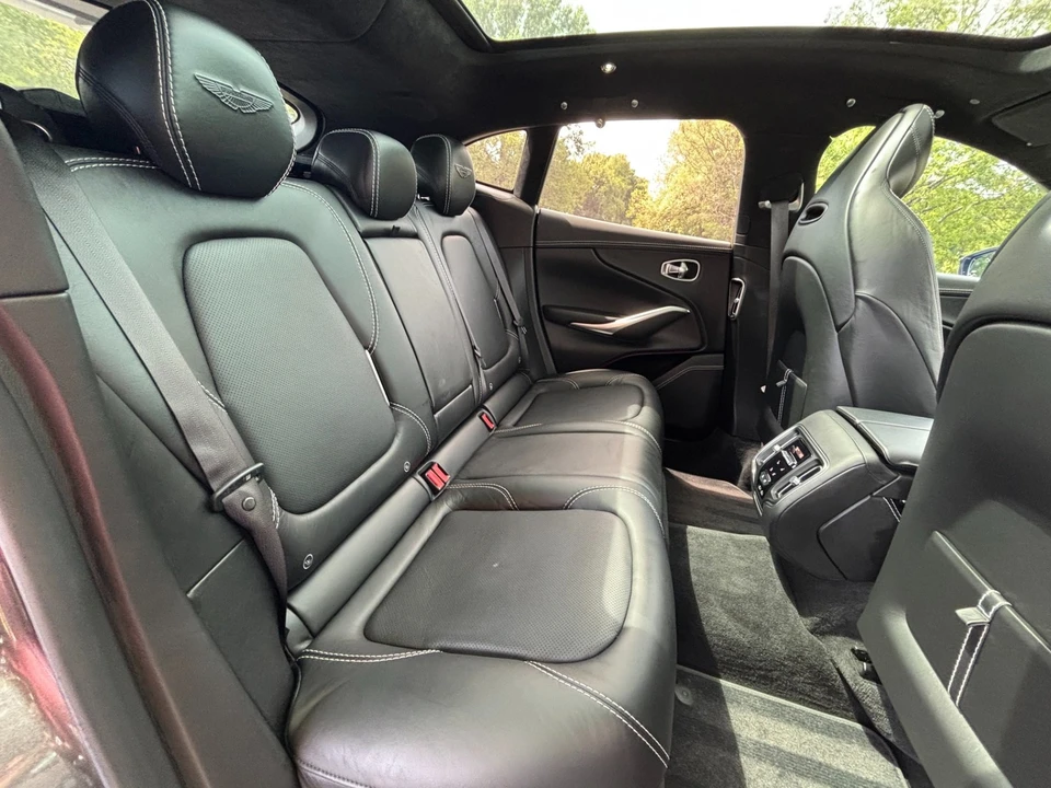 2021 Aston Martin DBX - Image 24 of 31