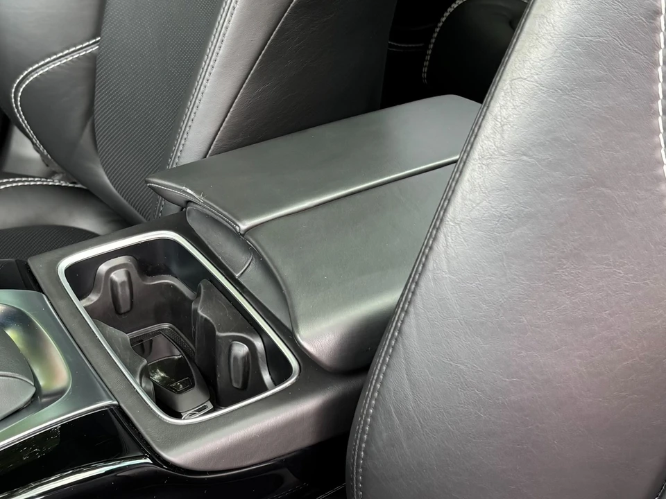 2021 Aston Martin DBX - Image 14 of 31
