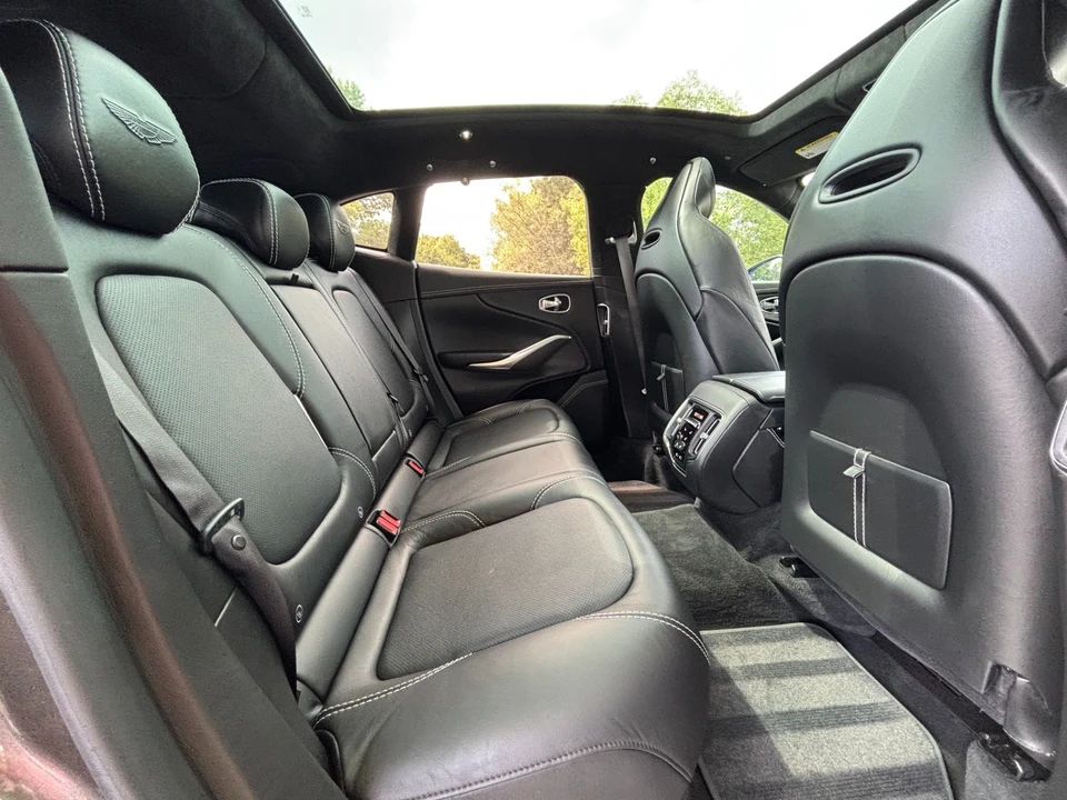2021 Aston Martin DBX - Image 22 of 31