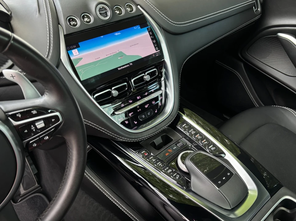 2021 Aston Martin DBX - Image 16 of 31