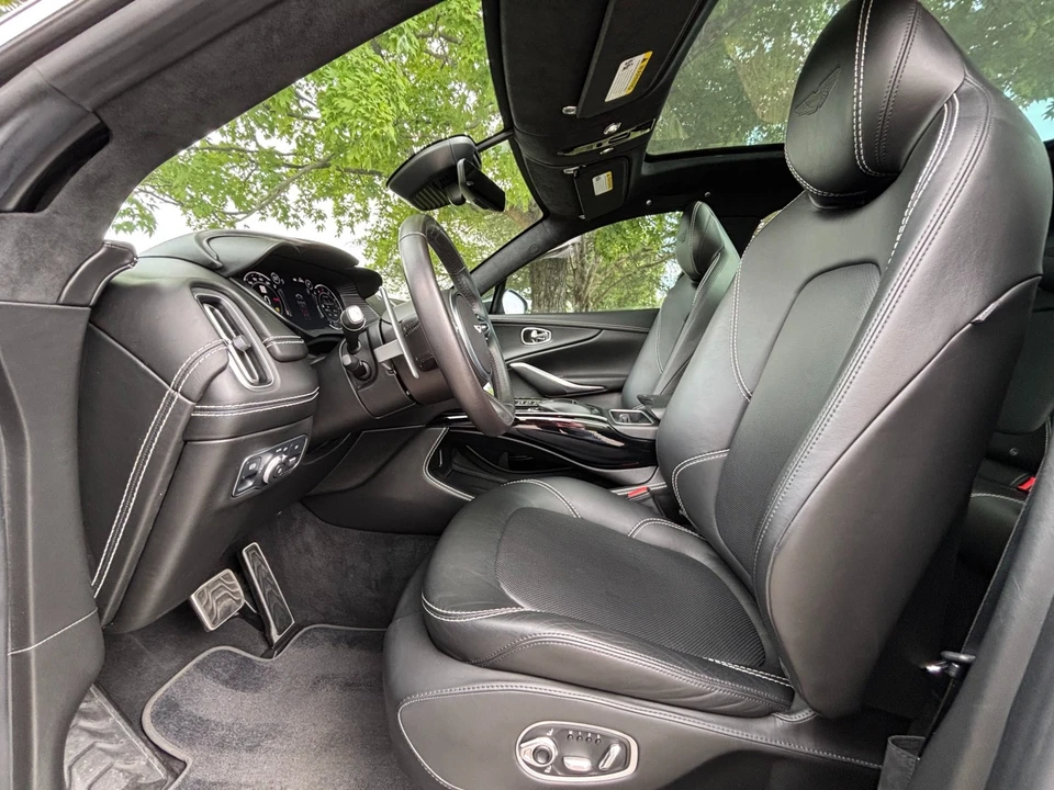 2021 Aston Martin DBX - Image 9 of 31