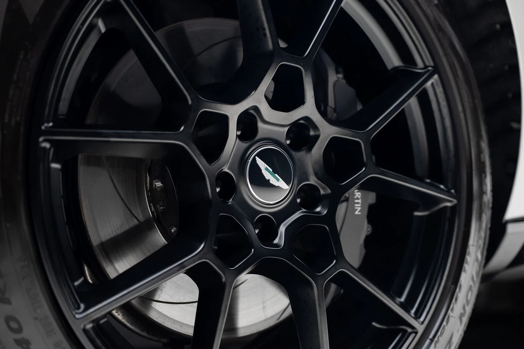 2021 Aston Martin DBX - Image 21 of 21