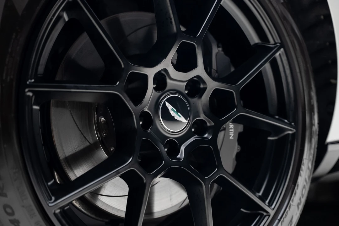 2021 Aston Martin DBX - Image 21 of 21