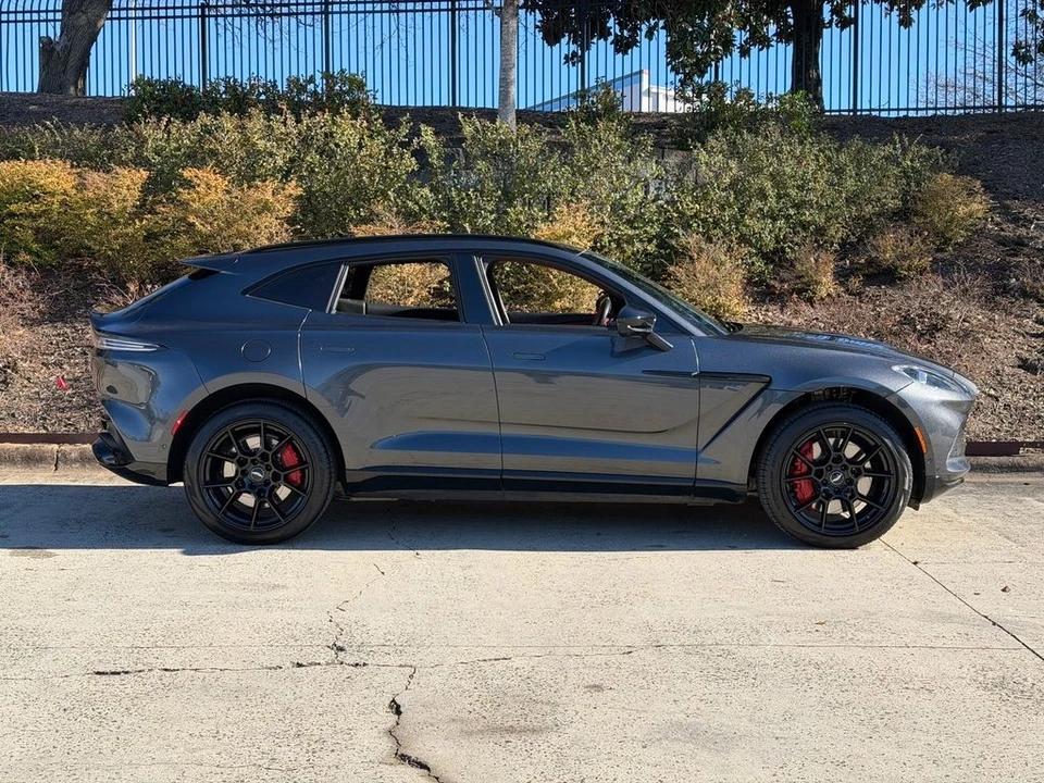 2021 Aston Martin DBX - Image 20 of 21