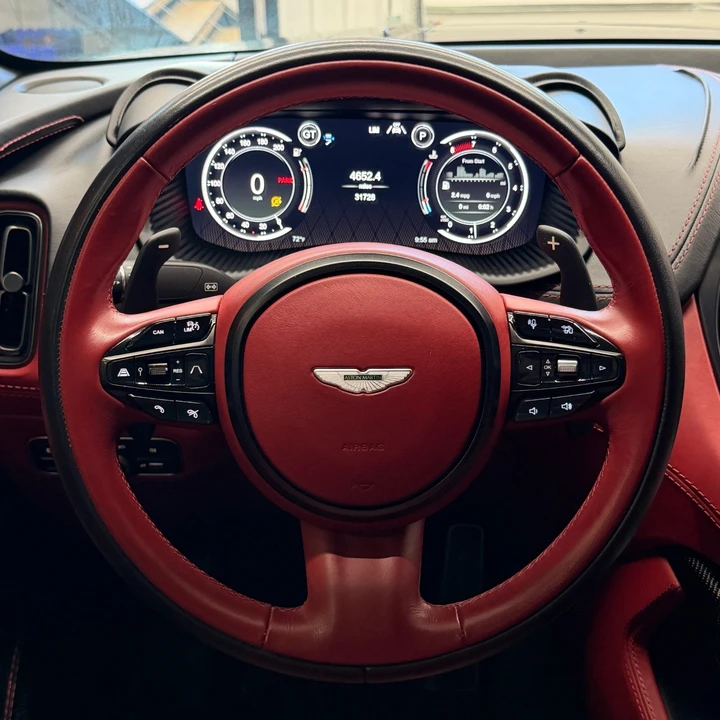 2021 Aston Martin DBX - Image 9 of 20