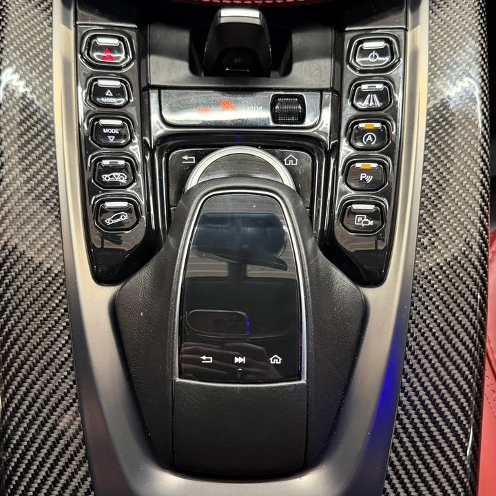 2021 Aston Martin DBX - Image 14 of 20