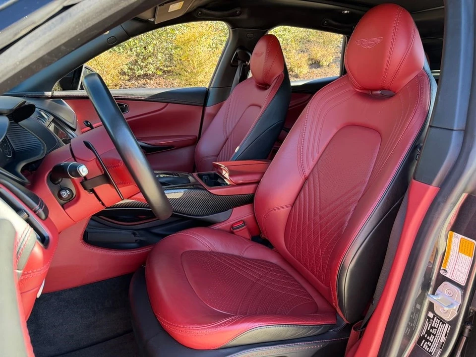 2021 Aston Martin DBX - Image 15 of 21
