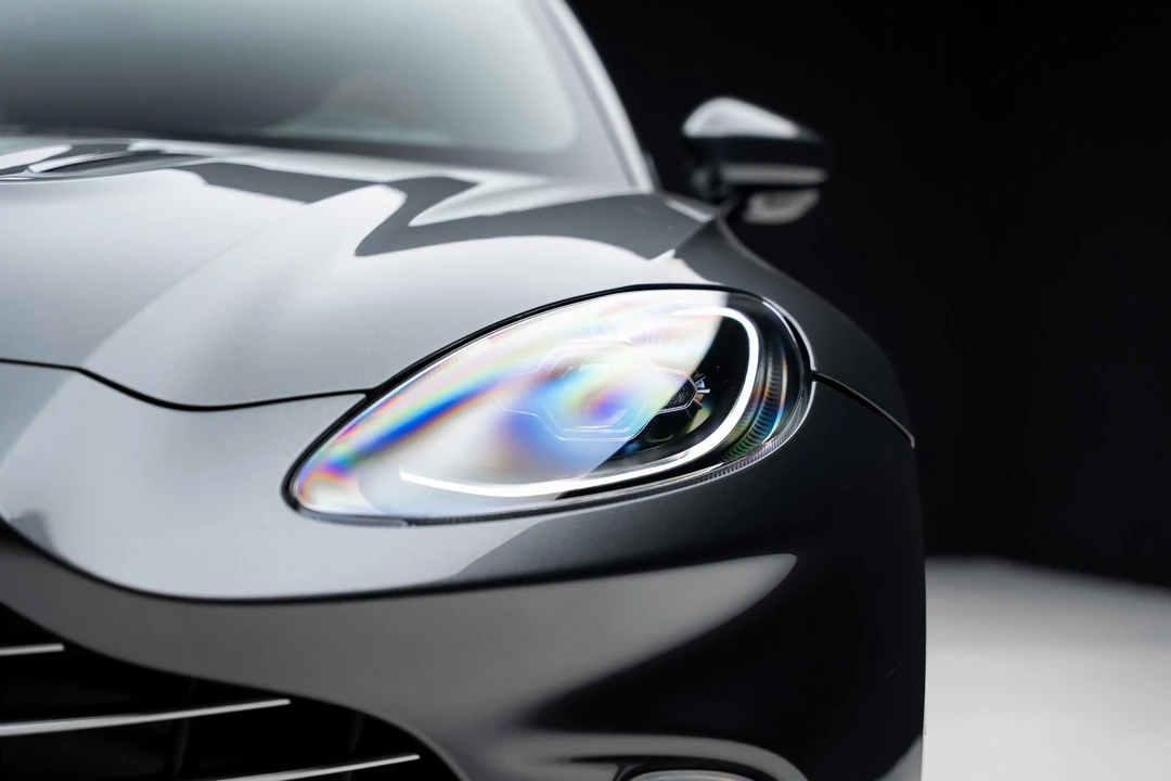 2021 Aston Martin DBX - Image 9 of 21