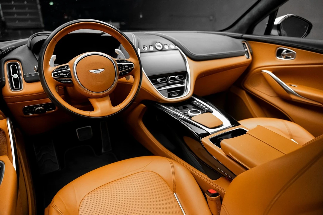 2021 Aston Martin DBX - Image 2 of 21