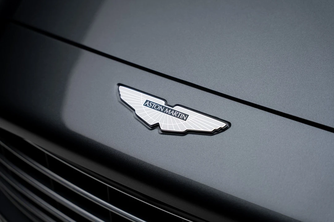 2021 Aston Martin DBX - Image 12 of 21
