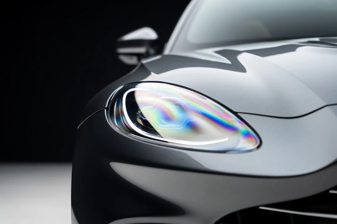 2021 Aston Martin DBX - Image 8 of 21