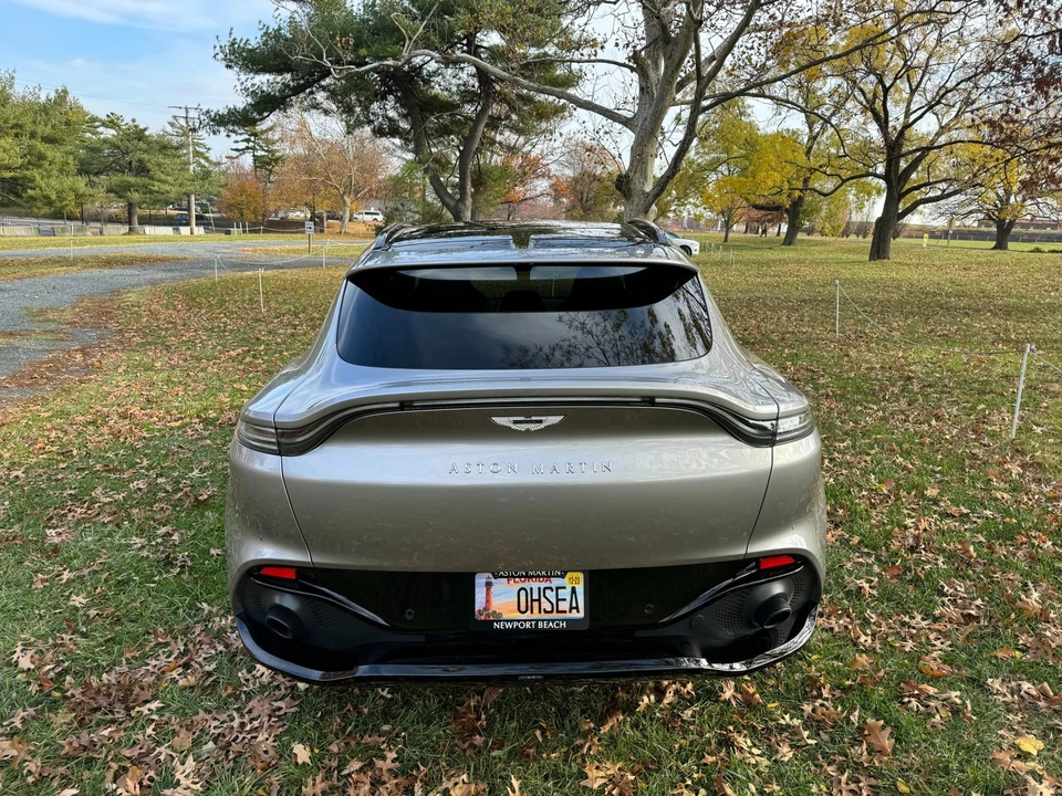 2021 Aston Martin DBX - Image 5 of 31