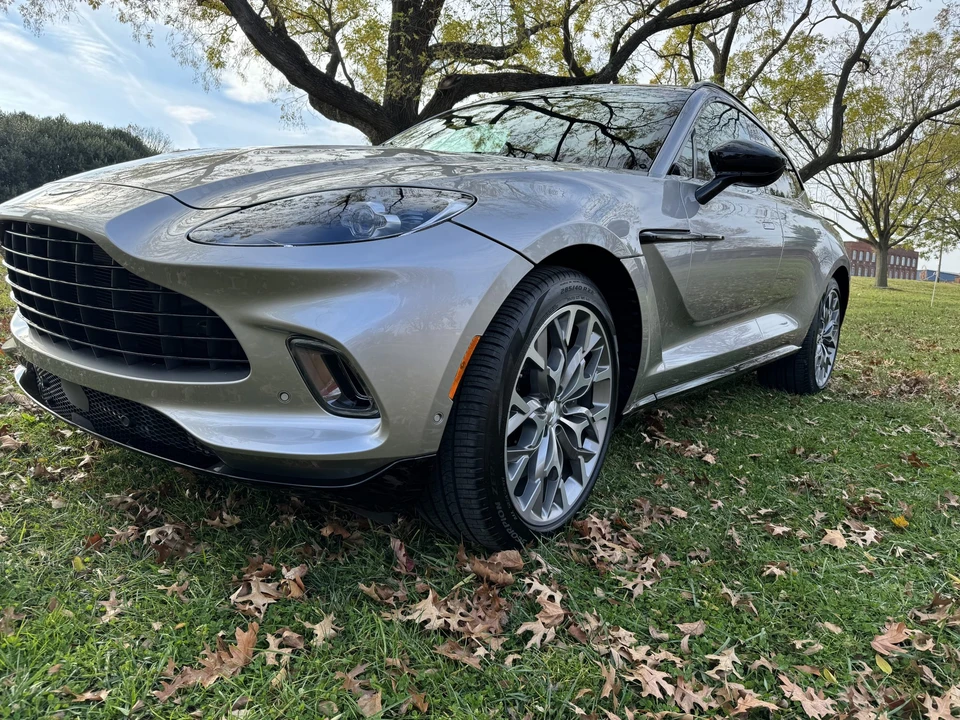 2021 Aston Martin DBX - Image 3 of 31