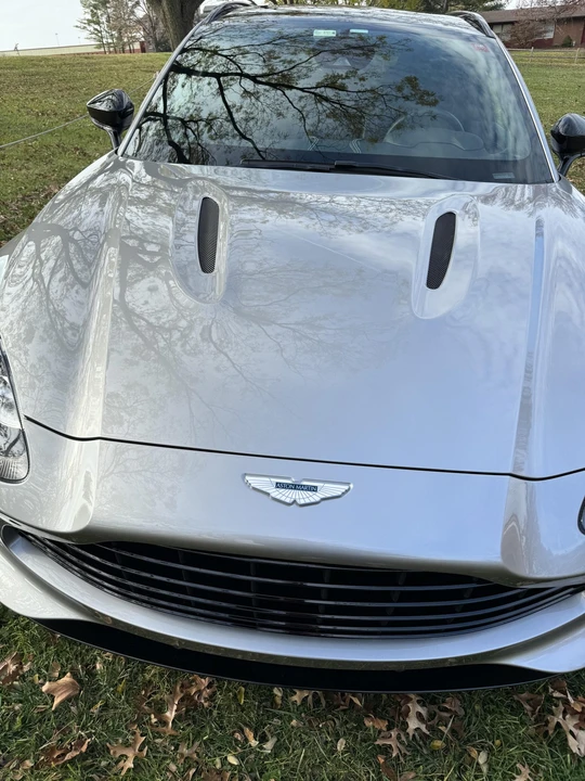 2021 Aston Martin DBX - Image 14 of 31