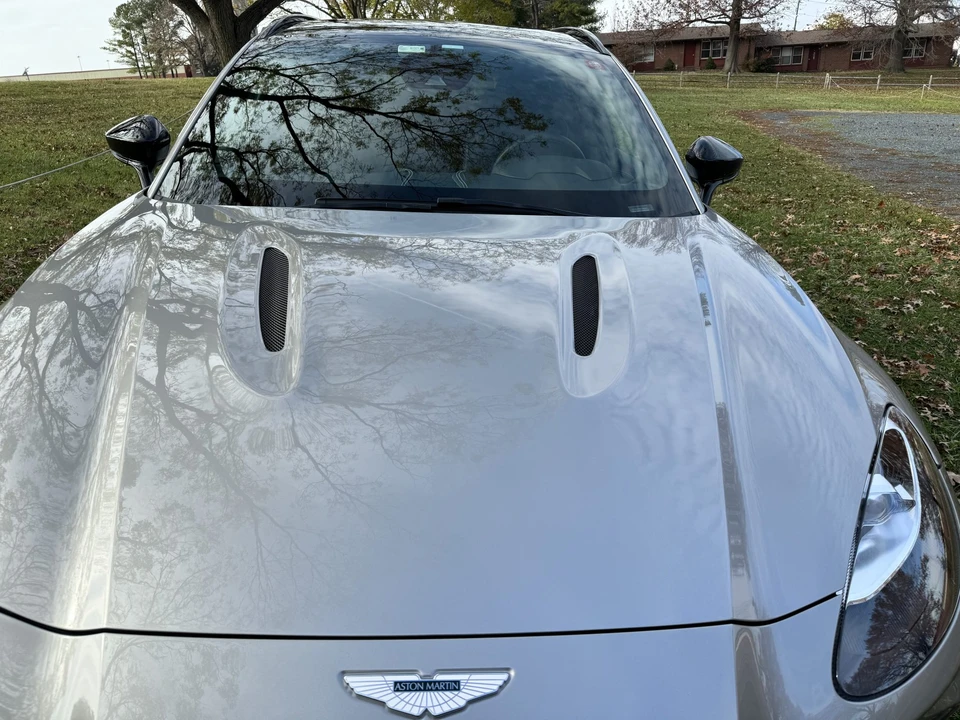 2021 Aston Martin DBX - Image 13 of 31