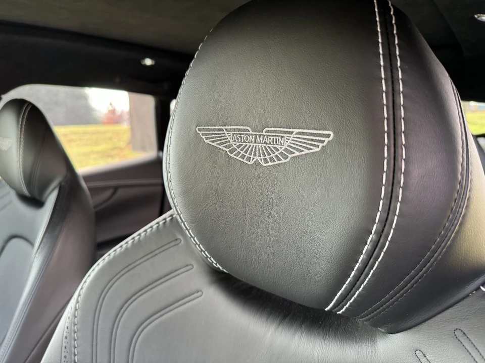 2021 Aston Martin DBX - Image 29 of 31