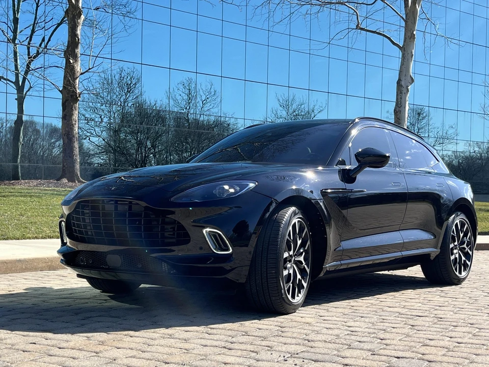 2021 Aston Martin DBX - Image 3 of 31