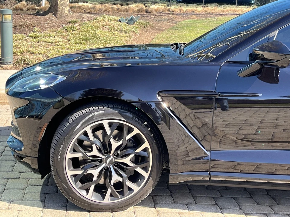 2021 Aston Martin DBX - Image 30 of 31