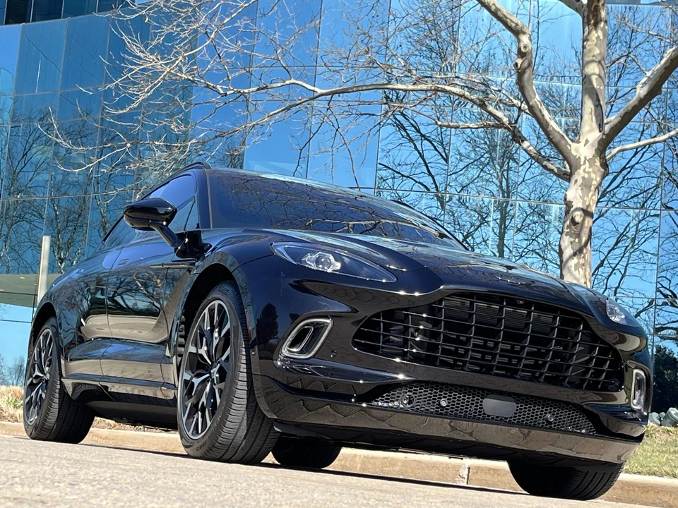 2021 Aston Martin DBX - Image 26 of 31