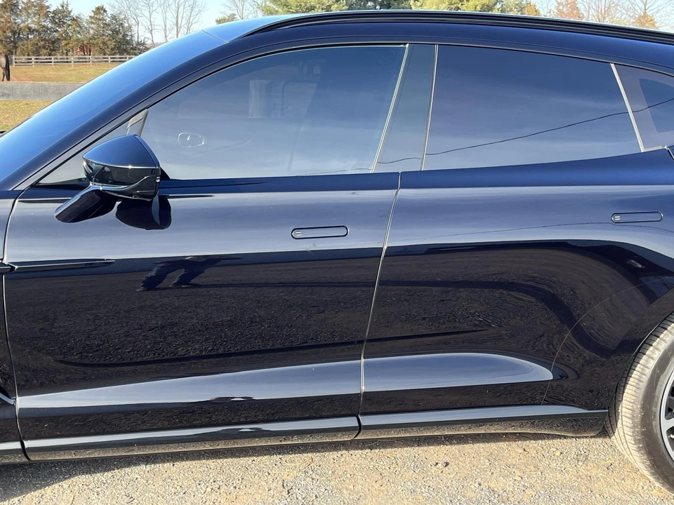 2021 Aston Martin DBX - Image 31 of 31