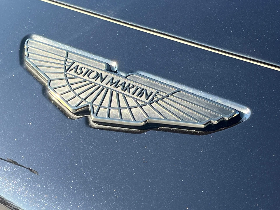 2021 Aston Martin DBX - Image 24 of 31