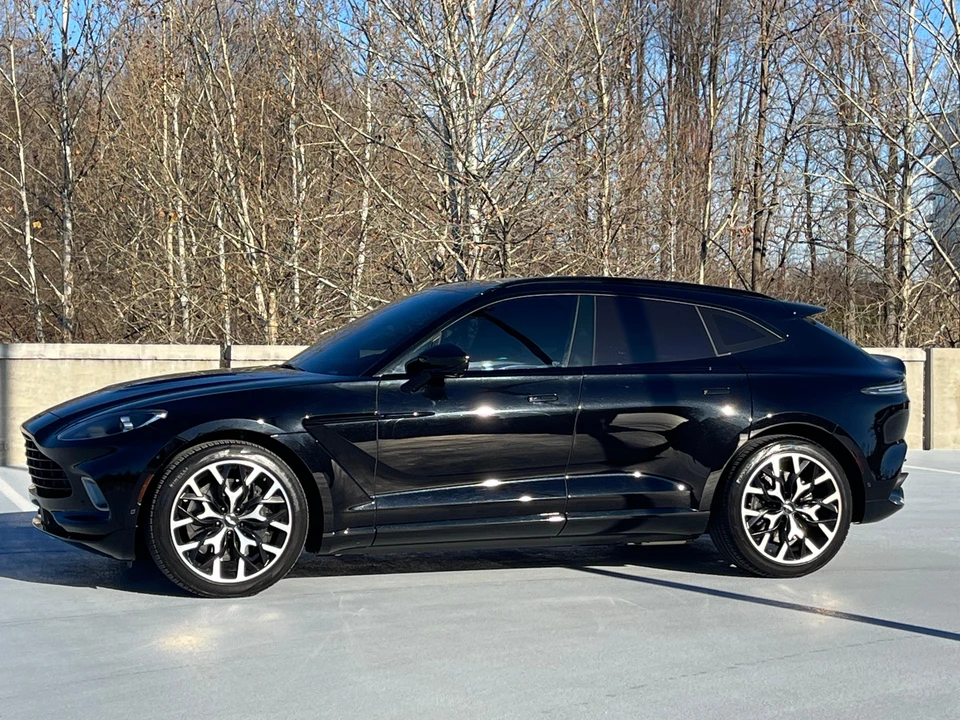 2021 Aston Martin DBX - Image 10 of 31