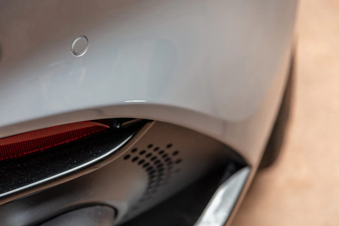 2021 Aston Martin DBX - Image 29 of 31
