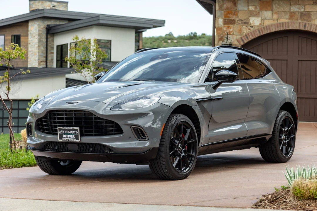 2021 Aston Martin DBX - Image 2 of 31