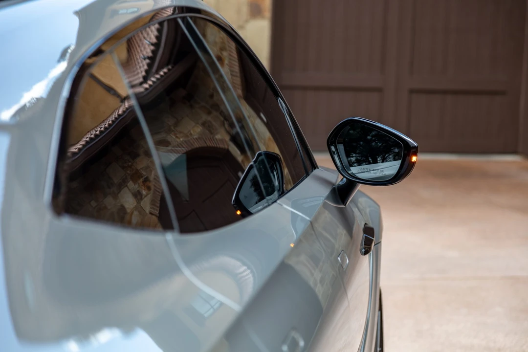 2021 Aston Martin DBX - Image 31 of 31